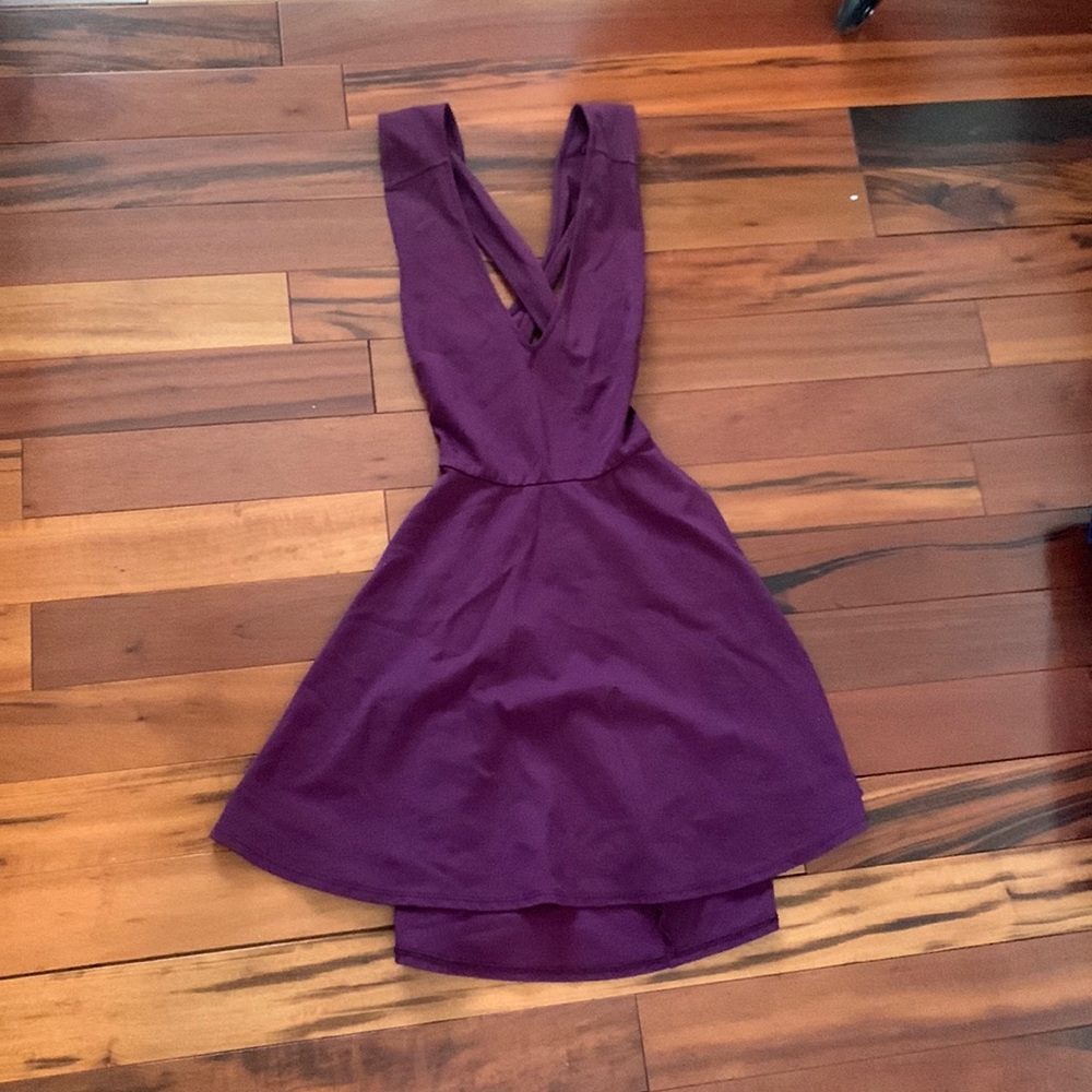 Women’s medium dress from Lulus.